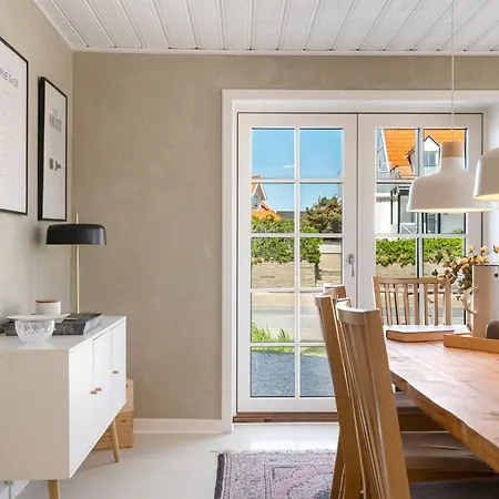 Prázdninový dům Edin - 100m From The Sea By Interhome *